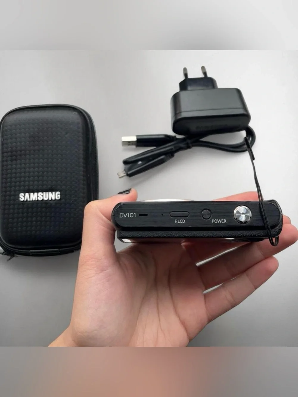 mint Samsung DV101 dual-view black camera with battery, case, charger included
